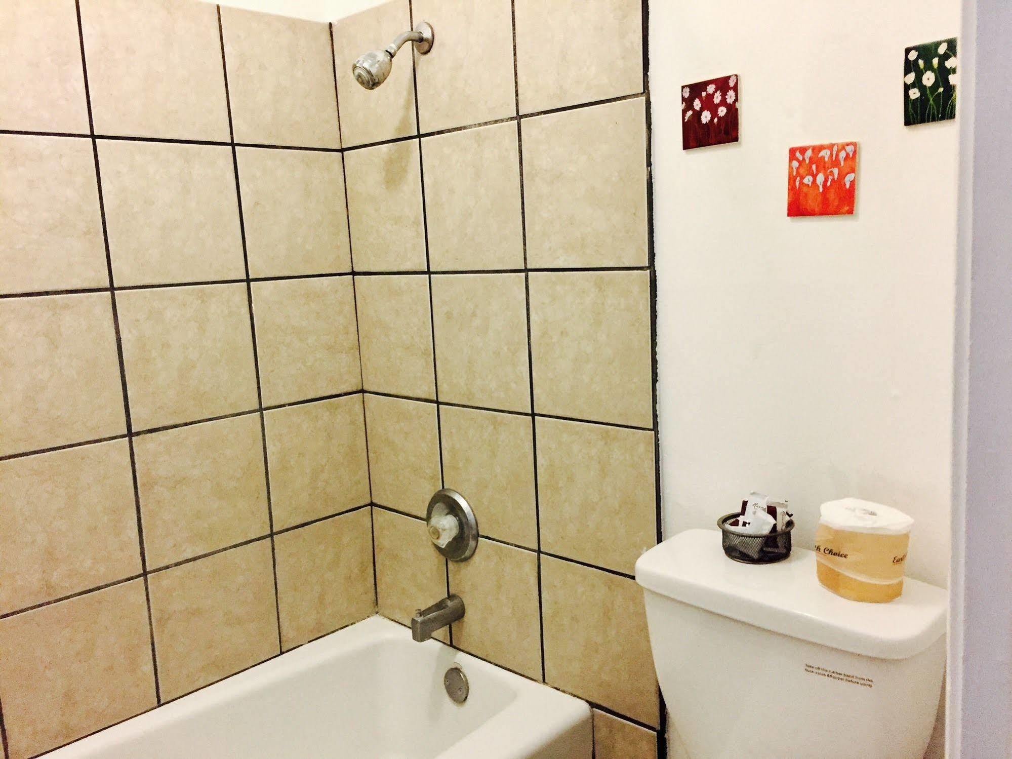 洛斯巴诺斯枫树旅馆及套房酒店 外观 照片